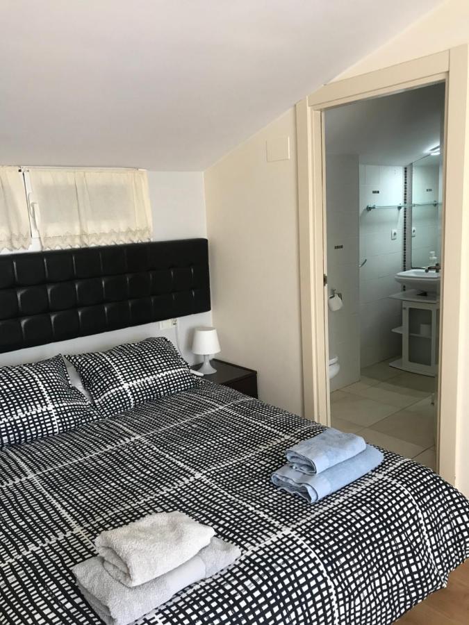 Appartamento Apartament Catalunya, moderno, céntrico y Parking L' Escala Esterno foto